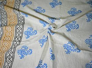 ผ้าห่มพิมพ์ลายผ้าฝ้ายออร์แกนิคแบบขายส่ง เป็นมิตรกับสิ่งแวดล้อม ดีไซน์ถักทันสมัย น้ำหนักเบา ใช้ได้ทุกฤดู ซักเครื่องได้ - Product Image 5