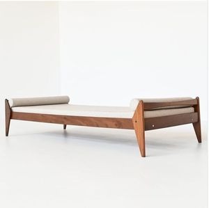 Banco de Descanso para Piscina de la Villa Teakwood Resort - Product Image 1