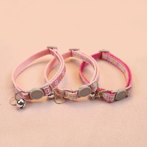Colliers pour chat brodés de fleurs exquises, réglables et durables, accessoires pour animaux de compagnie, accessoires mignons en dentelle respirante pour animaux de compagnie - Product Image 3
