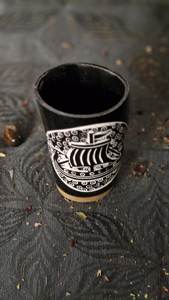 Taza Hecha a Mano de Cuerno de Búfalo |   Jarra Vikinga Natural de Cuerno de Buey para Beber Cerveza, Vino o Hidromiel |   Regalo Empresarial Ecológico Estilo Americano a Prueba de Fugas - Product Image 4