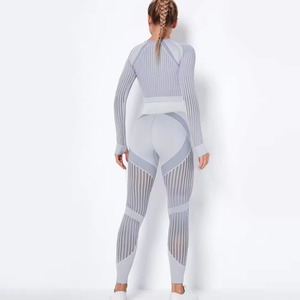 Ensemble de yoga pour femme, nouvelle collection 2026, tendance du moment – Ensemble de yoga décontracté respirant, nouveau style, sublimé, à manches longues, pour le fitness féminin - Product Image 6