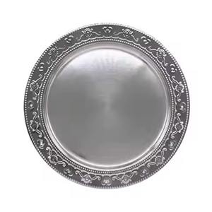Assiette de présentation en métal robuste pour la restauration, assiette décorative ronde pour événements et services de traiteur - Product Image 1