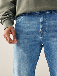 Fabricant professionnel de jeans en denim pour hommes, de qualité supérieure, en coton durable, élégants et décontractés - Product Image 5