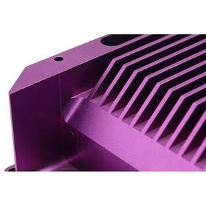 Rail de guidage extrudé industriel, série 6000, profil carré en alliage d'aluminium, marque CNW Aluminium, tempérage T3~T8, tolérance 1%, soudage - Product Image 2