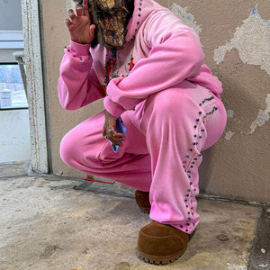 Ensemble de survêtement élégant et scintillant en strass pour femme – Hoodie et pantalon ajustés, confortables et tendance - Product Image 5