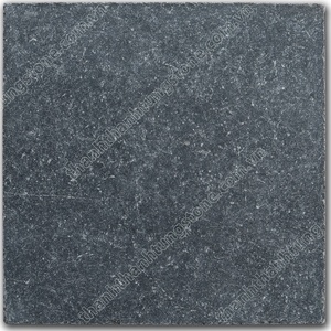 Dalles de pierre bleue antique du Vietnam, durables et polies, pour pavage et aménagement paysager extérieur - Product Image 3