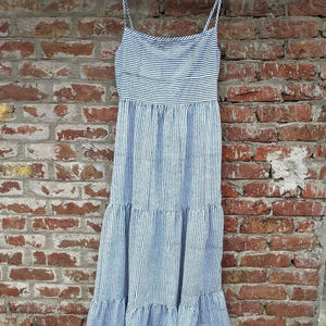 Robe longue décontractée en coton indien Robe florale imprimée bloc à la main avec tuniques brodées Robe longue avec embellissement - Product Image 1