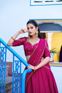 Nuevas llegadas: Lehenga Choli de seda para mujer, ideal para bodas y fiestas. Lehenga Choli nupcial para exportación. - Product Image 3