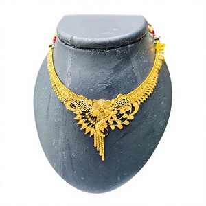 Collier avec pendentif floral en or massif 22 carats pour femmes, bijoux tendance pour fiançailles et mariage, certifié BIS - Product Image 1