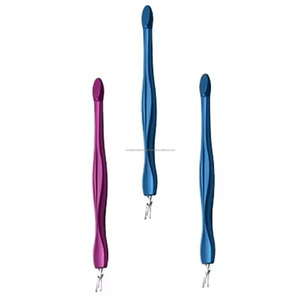 Coupe-cuticules et repousse-cuticules double face en V, outil de manucure en plastique, kit professionnel pour l'élimination des cuticules - Product Image 1