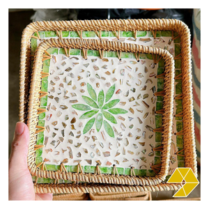 Bandeja Decorativa de Ratán con Patrones de Madreperla para Decoración de Mesa de Centro y Colecciones de Hogar de Boutique - Product Image 1