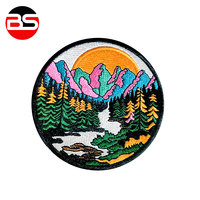 Offre Spéciale Nouveau Design Patch Brodé Adhésif Bordure Merrow Couleur Personnalisée Tissu Léger et Durable Prix Raisonnable Burhan