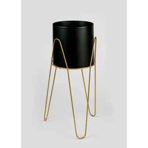 Juego de 2 Macetas Modernas de Latón con Soportes Altos de Alambre Metálico Negro para Decoración de Interiores, Diseño y Material: Latón Antiguo - Product Image 3