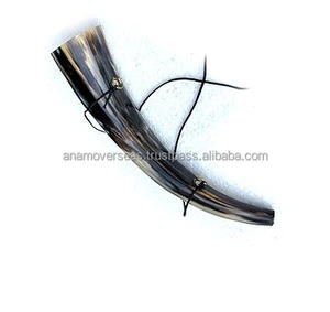 Cuerno vikingo grande que sopla | Trompeta de cuerno de buey hecha a mano para festivales medievales - Product Image 2