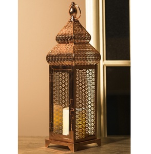 Farol Marroquí Negro de Estilo Vintage, Hecho a Mano, Duradero y Ecológico, Farol Marroquí para Exteriores - Product Image 6