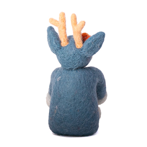 Juguete de Ciervo Azul Hecho a Mano con Técnica de Fieltro, Linda Figura de Ciervo de Fieltro de Lana Ecológica con Astas, Muñeco de Peluche para Bebé - Product Image 2