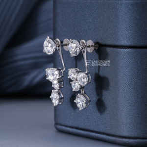Boucles d'oreilles luxueuses en or 14 carats avec diamants de laboratoire taille brillant rond pour femme, bijoux élégants faits à la main en diamants synthétiques 3,3g - Product Image 3