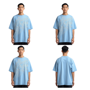 Camiseta Oversize de Algodón para Hombre con Gráfico Animado de Diamantes de Imitación Azul Cielo - Moda y Estilo - Product Image 3