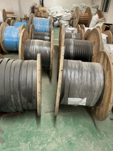 สายไฟฟ้าแรงต่ำ CMK 750V แบบแบนชนิด Festoon ขนาด 16 AWG GI ความยืดหยุ่นสูง ทนทาน สำหรับส่งกำลังไฟฟ้า กระแสไฟฟ้าสูงสุด 10A ไม่มีปลอกหุ้ม - Product Image 4