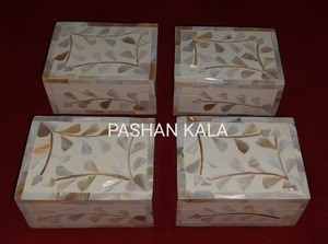 Nouvelles boîtes à bijoux en bois faites à la main avec un design incroyable, ornées de nacre, à utiliser pour la décoration de la maison et les cadeaux de mariage - Product Image 5