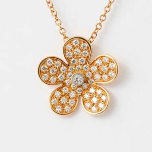 Collier pendentif trèfle pavé en or blanc et jaune 14 carats de luxe avec diamant de laboratoire taille radiant 0,71 ct certifié IGI – Bijoux fins - Product Image 5