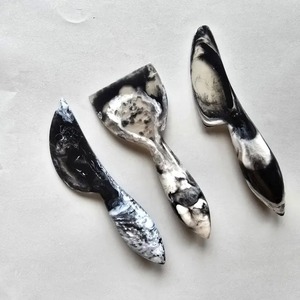 Amazing Design Beautiful Design Resin Handle Durable Dishwasher <b>Safe</b> Food <b>Safe</b> Cheese Knives Set of Three New Production - Product Image 3
