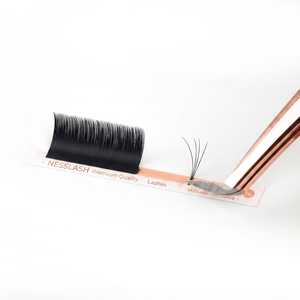 Nesslash Extensions de cils 3D de luxe faites à la main, en fibre PBT du Vietnam, volume intense, véganes, sans cruauté, douces et mates, les plus vendues - Product Image 2