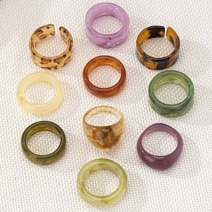 Anillo de Dedo de Resina con Diseño de Ángel, Joyería de Moda, Juego de Anillos de Resina Multicolor, Anillos de Banda Acrílica, Accesorios Unisex - Product Image 6