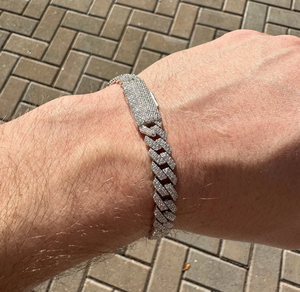สร้อยข้อมือเงินแท้ชุบโรเดียมสำหรับผู้ชาย ดีไซน์โซ่และข้อต่อ ประดับเพชร สไตล์ฮิปฮอป รับรองโดย IGI - Product Image 2