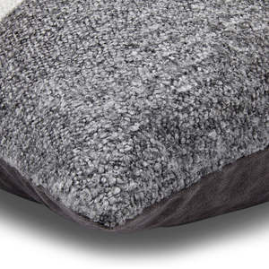 Fodera per Cuscino Moderna con Motivo Astratto Intrecciato, Resistente e Antisbiadimento, Modello Chalet 085 di Mode Living per Arredamento Casa - Product Image 3