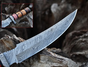 Couteau Bowie de camping artisanal de qualité industrielle en acier Damas avec manche en bois et résine, étui en cuir, 14 pouces - Product Image 3