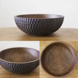 Bol en bois fait main, rond, finition naturelle, décoration rustique pour la maison, bol de service en bois artisanal durable - Product Image 2