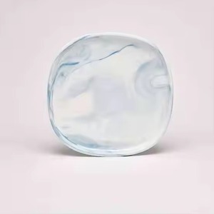 Assiette de service en résine, couleur unie, design moderne et luxueux, écologique, passe au lave-vaisselle, qualité alimentaire, faite à la main, jetable - Product Image 1
