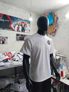 Camiseta Básica 100% Algodón con su Marca Privada, con Diseño Personalizado Impreso a Medida, Directo de Fábrica Long Mission. - Product Image 5