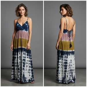 Robe longue bohème florale pour femme, en mousseline tissée, à bretelles spaghetti, col en V, taille élastique classique, ourlet à volants, style décontracté d'été - Product Image 2