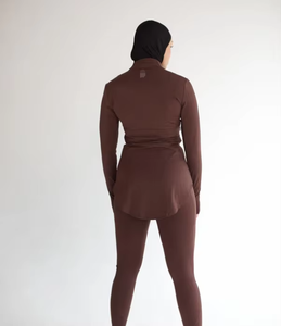 Conjunto Deportivo Modesto de Tallas Grandes para Mujer con Cremallera y Bolsillos, Ropa Deportiva Musulmana de Secado Rápido con Protección UPF30 - Product Image 3