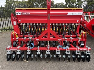 Sembradora de maíz de doble hilera con succión de aire y fertilizadora para tractor, sembradora neumática de maíz de 8 hileras en venta - Product Image 3