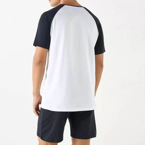 รับผลิตเสื้อผ้าผู้ชายชุดฤดูร้อนผ้าเจอร์ซีย์ 220 GSM แบบ OEM ผลิตตามสั่ง ขายส่ง รับผลิตเสื้อผ้าจำนวนมาก แบรนด์ส่วนตัว - Product Image 2