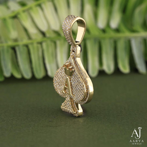 จี้เอซออฟสเปดประดับเพชรโมอิสซาไนต์แบบสั่งทำพิเศษจาก AARVA JEWELS สี D ระดับ VVS เงินแท้ 925 ชุบทองคำสีกุหลาบ เครื่องประดับฮิปฮอป - Product Image 4