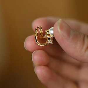 Pendientes de clip con doble perla, estilo minimalista de dos perforaciones, plata de ley 925, chapado en oro de 14 quilates - Product Image 2