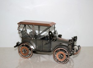 NIRMALA HANDICRAFTS Handcrafted Modern Metal Jeep <b>Model</b> <b>Car</b> Sculpture | Antique Copper Finish Rectangle Iron Home Decor Tabletop - Product Image 5