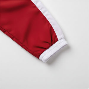 Chaqueta Cortavientos Ligera y Transpirable con Capucha, Bordado Personalizado Urban Storm Rojo y Blanco, Chaqueta Impermeable de Nailon con Contraste - Product Image 2