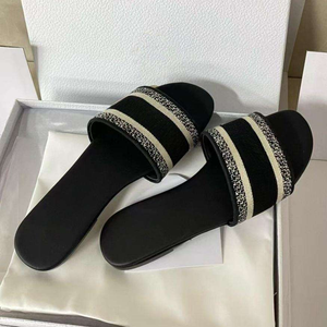 Zapatos de Diseñador de Alta Calidad para Mujer, Marcas Famosas, Pantuflas de Lujo, Sandalias de Nuevo Diseño, Sandalias de Lujo para Mujer - Product Image 2
