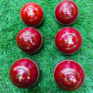 Ballon De Cricket Cuir Rouge – Taille Et Poids Officiels, Neuf, Emballé