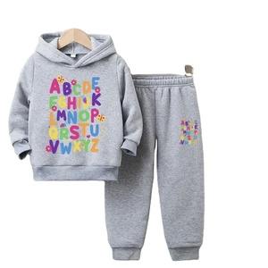 Ensemble de tenues d'hiver décontractées Sweat à capuche imprimé alphabet et pantalons longs en tricot de polyester polaire Coupe ample à manches longues Nouveau modèle - Product Image 1