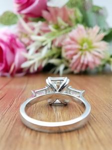 Anillo de compromiso y boda de oro macizo de 10K con diamante blanco cultivado en laboratorio de 2.5 CT, calidad VVS/VS EF, joyería fina de moda, certificado IGI - Product Image 6