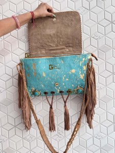 Sac à main décontracté de grande capacité pour femmes avec doublure en cuir véritable et finition métallisée pour un usage quotidien - Product Image 5