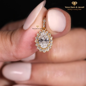 Pendentif ovale étincelant avec halo pour femme, diamant CVD cultivé en laboratoire de 1,00 carat, clarté VVS2, couleur D, or massif 14 carats, certifié IGI - Product Image 3