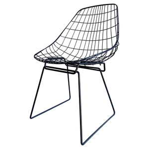Taburete de Bar Moderno de Metal Premium con Estructura Cantilever y Respaldo de Rejilla para Exteriores, Villas y Apartamentos - Product Image 3