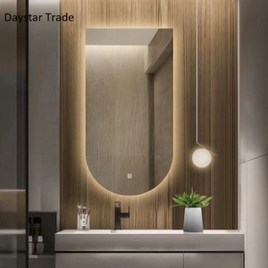 Miroir de vanité LED contemporain en verre en forme de U avec commande tactile et rétroéclairage ambiant, installation murale - Product Image 1